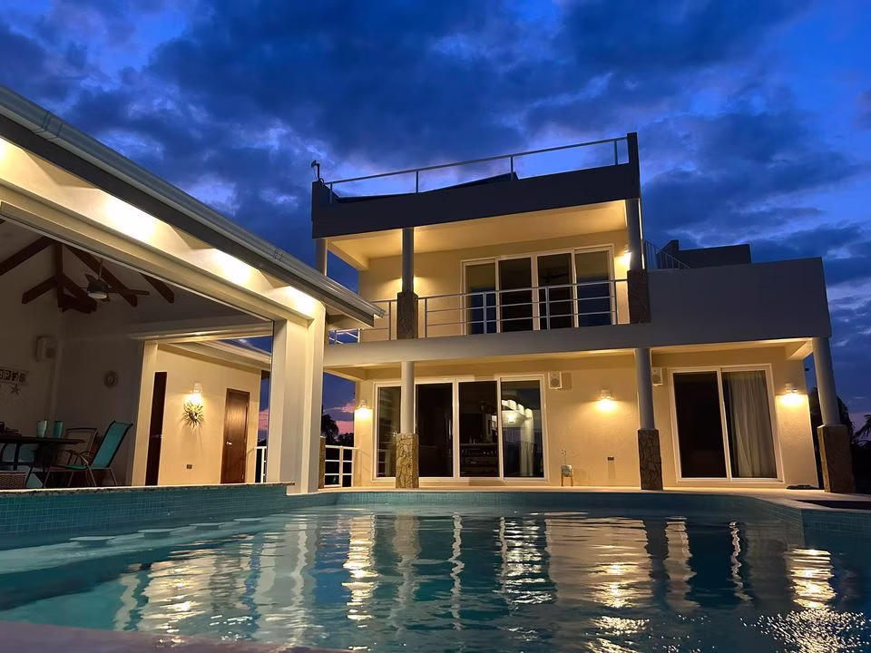 Cerros Sands Residence completed residence